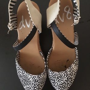 Navy and white wedges